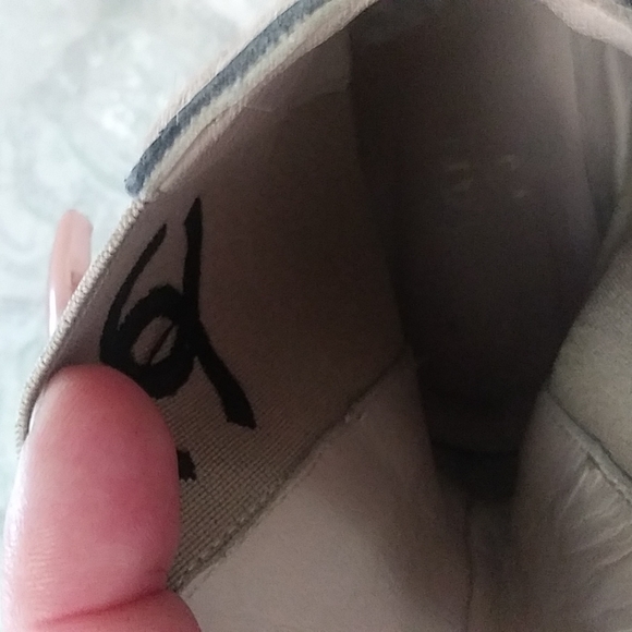 Chanel Fur Boots - Picture 4 of 8